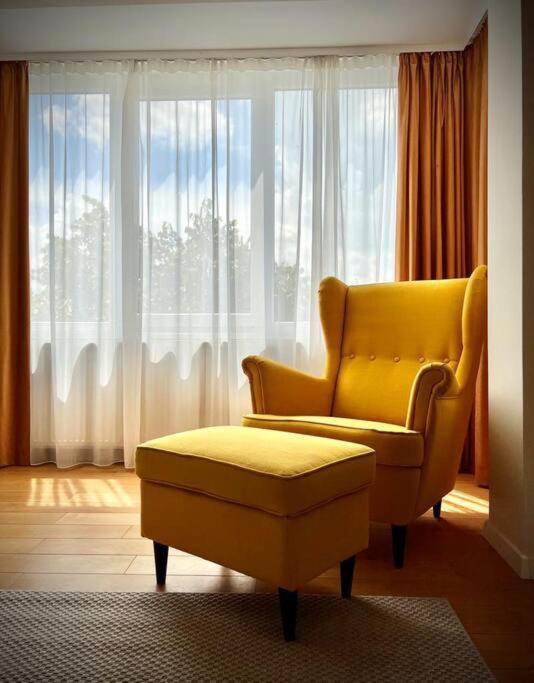 Bright And Modern Home ทิมิชัวรา ภายนอก รูปภาพ